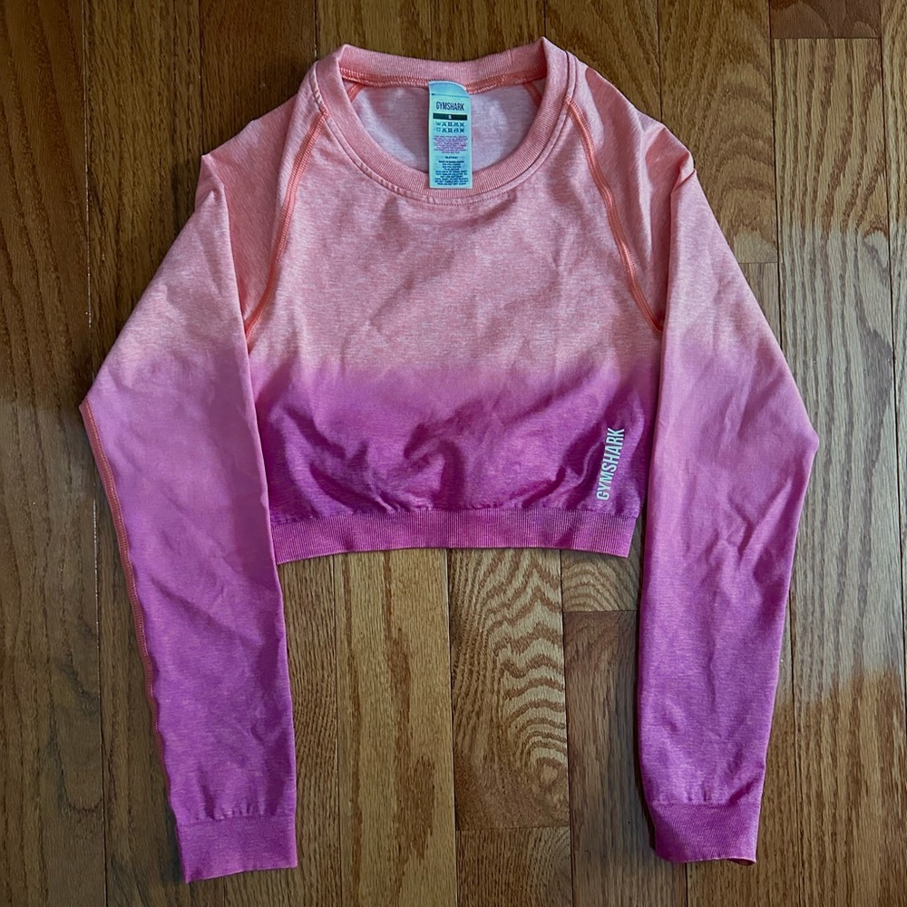 GYMSHARK workout long sleeve crop top